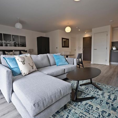 Seven Living Ashford - Modern And Spacious Apartments Kültér fotó