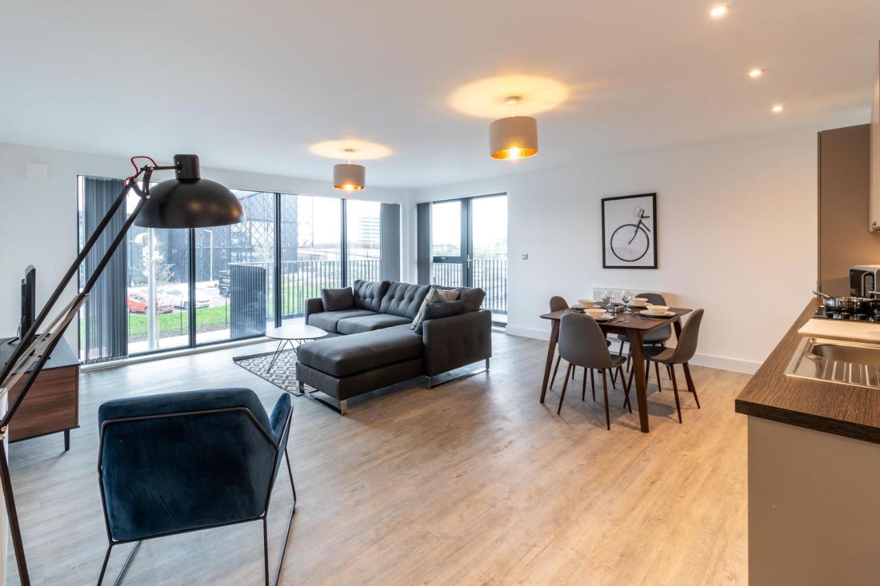 Seven Living Ashford - Modern And Spacious Apartments Kültér fotó